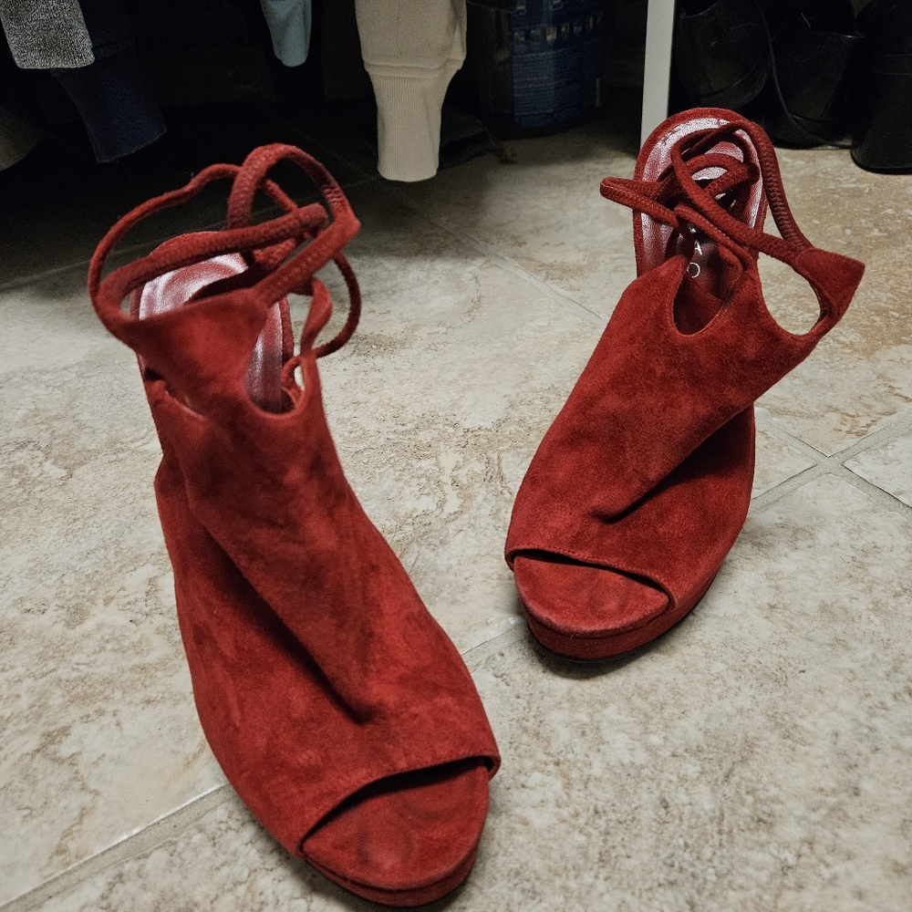 CASTANER RED SUEDE SANDAL SIZE 9
